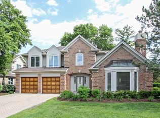 549 Rivershire Pl, Lincolnshire, IL 60069