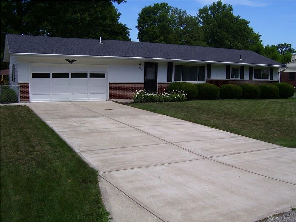 1st image of 208 Hardacre Dr