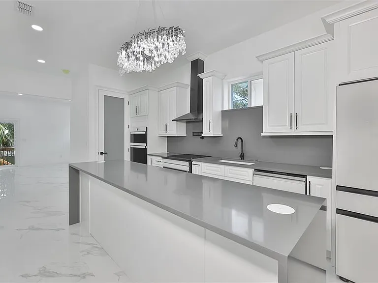 2816 Corrine St #2 — Photo 10