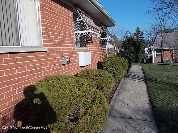 5th image of 6 Lafayette Drive #C
