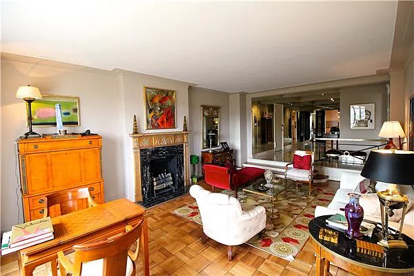 Rented by Metropolitan Res. Partners | media 18