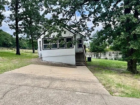 2 bed, 950 sqft, $1,000 — Photo 4