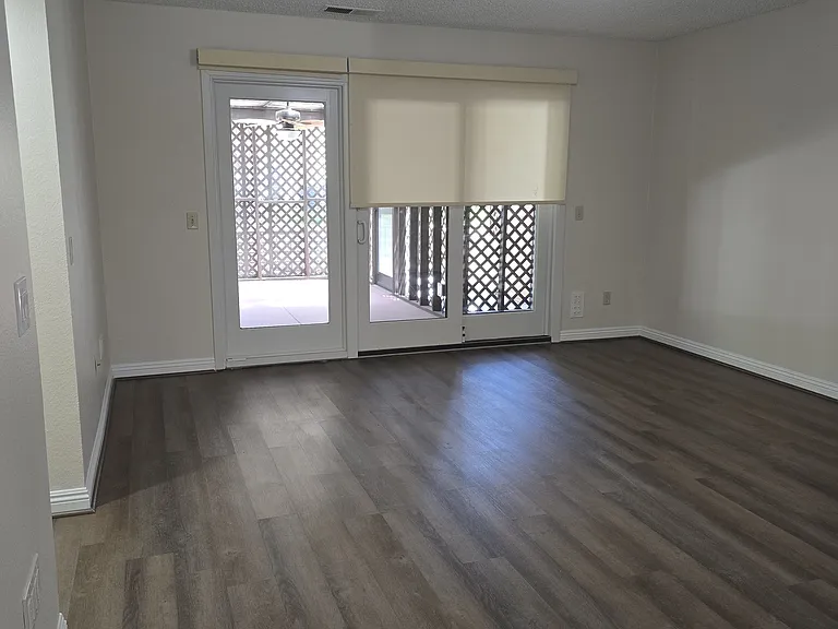 11643 Ash St — Photo 19