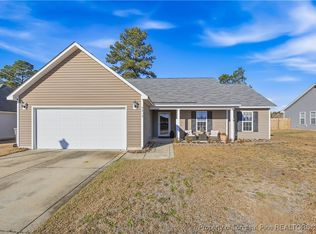 2212 Sir Michael Dr, Hope Mills, NC 28348