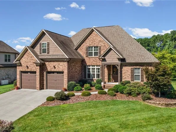 161 Winged Foot Ct, Winston Salem, NC 27107