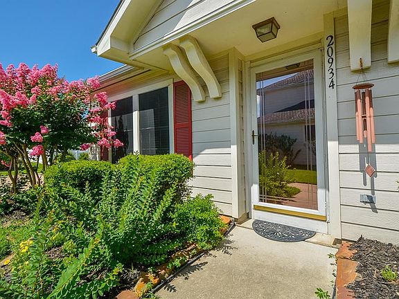 3rd image of 20934 Patriot Park Ln