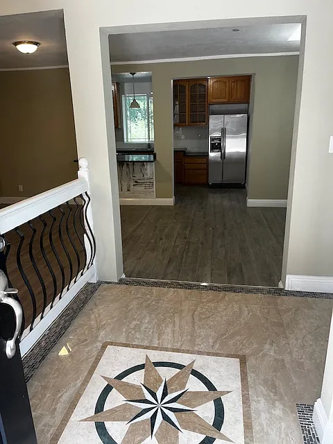 2101 La Madrona Dr — Photo 2