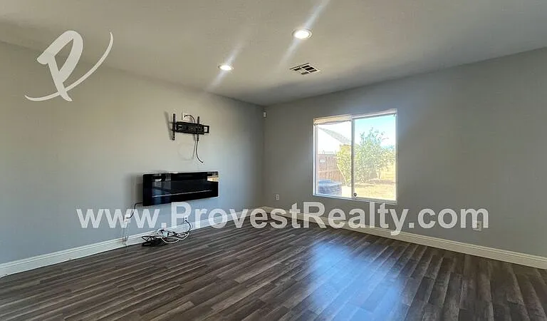 9334 Azurite Ave — Photo 6