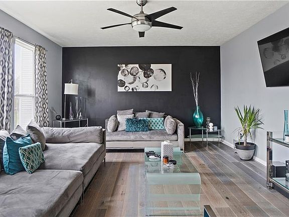 5th image of 10337 Gladeview Dr