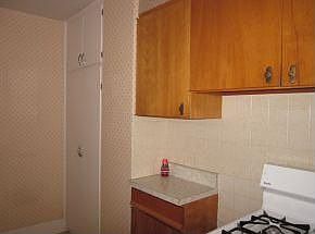 4th image of 89 Hill Ave