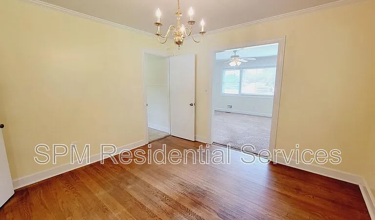 2512 Castle Hayne Rd — Photo 6