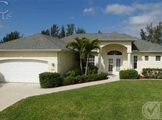 2208 SE 6th Ave, Cape Coral, FL 33990