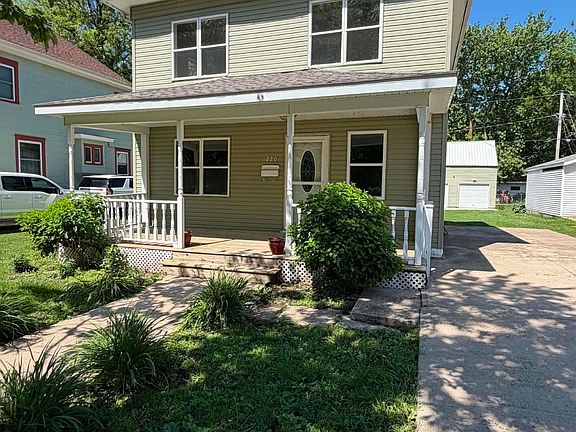 2nd image of 220 Seneca St