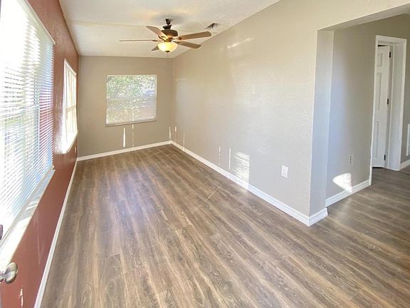 4th image of 257 Sloan Ave