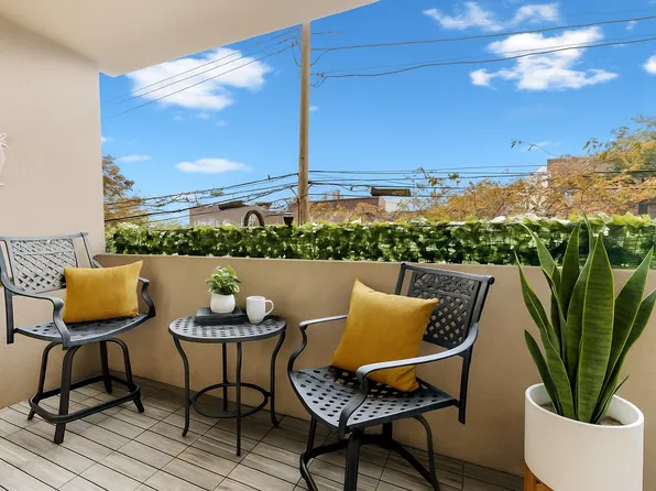 19-19 24th Avenue image 2 of 17