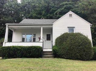 1565 Shoemaker Ave, West Wyoming, PA 18644