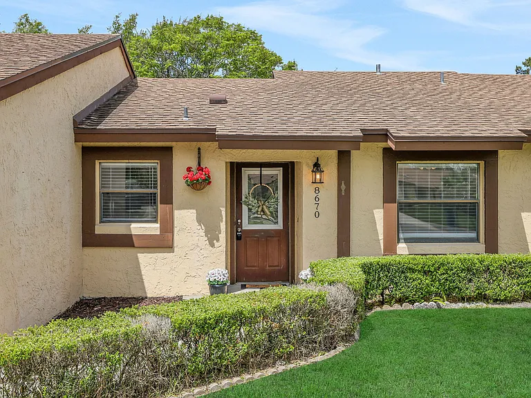 8670 Purslane Pl — Photo 2