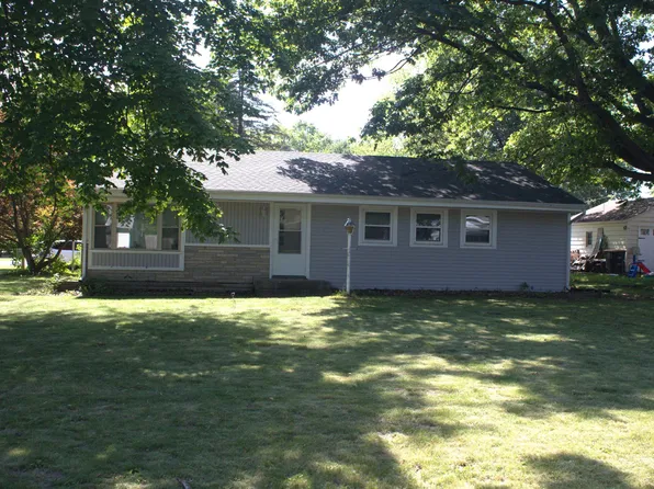 5218 Fernwood Ave, Fort Wayne, IN 46809