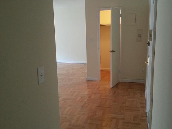 4th image of 210 Atlantic Ave APT C1k
