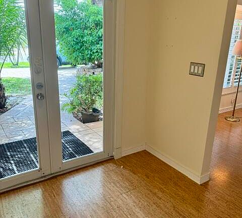 4th image of 5805 NE 21st Avenue