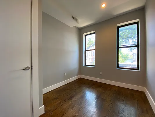 Rented by Simply Brooklyn Realty Inc | media 4