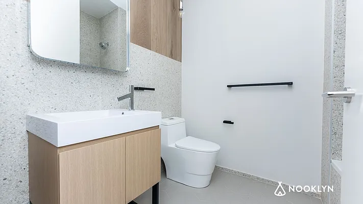 Rented by Nooklyn NYC LLC | media 34