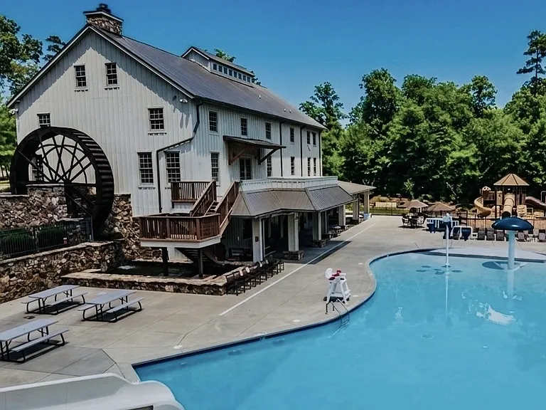 2147 Ashley River Rd — Photo 38