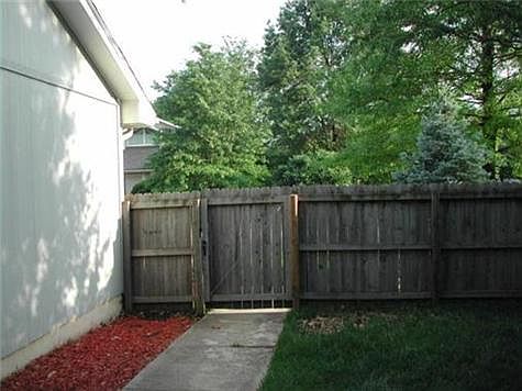 2nd image of 2811 Chatelain Ct