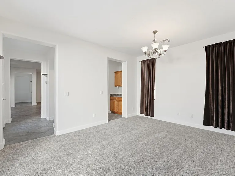 15391 W Dreyfus St — Photo 13