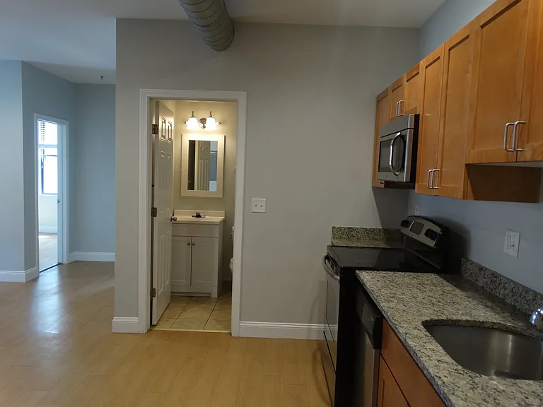 26 Portland St — Photo 15