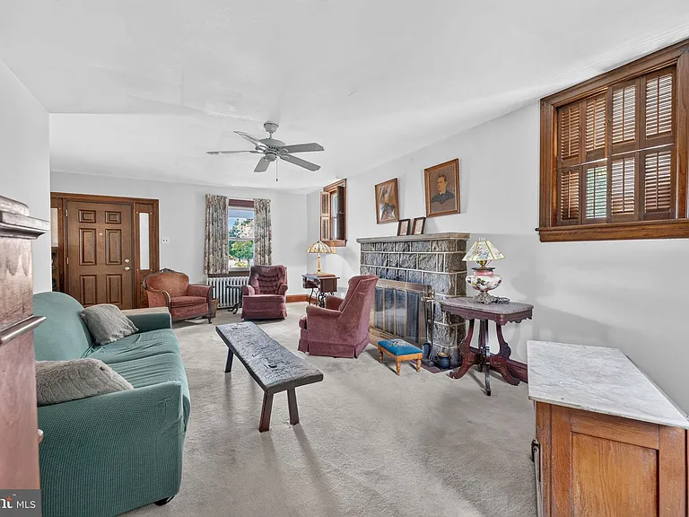 1715 Skippack Pike — Photo 5