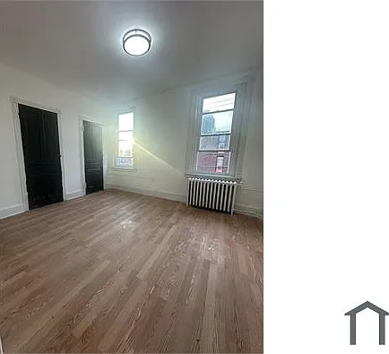 260 W Queen Ln #2 — Photo 23