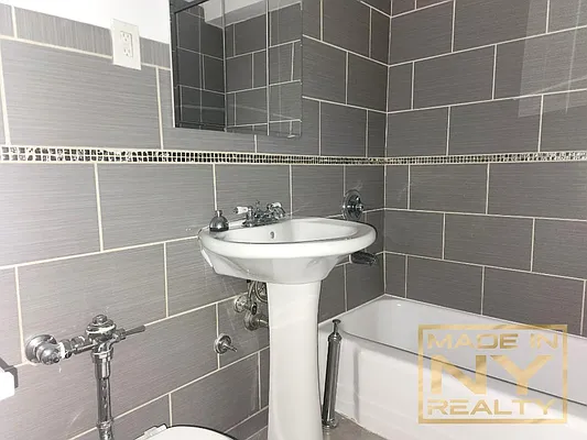 Rented by Made In NY Realty | media 6