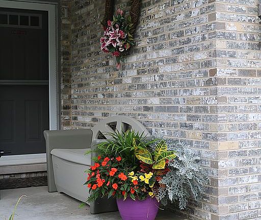 2nd image of 5227 Diane Ct