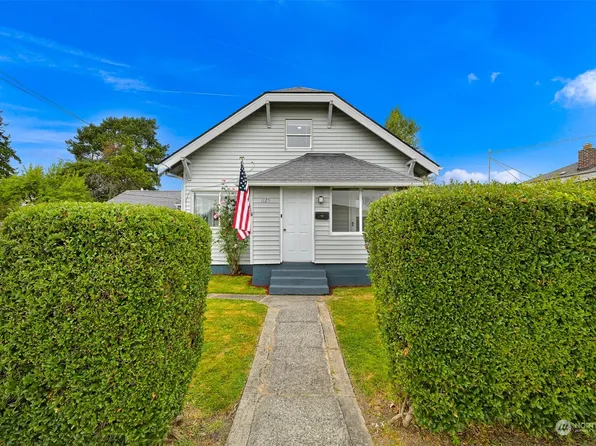 1125 E Kincaid Street, Mount Vernon, WA 98274