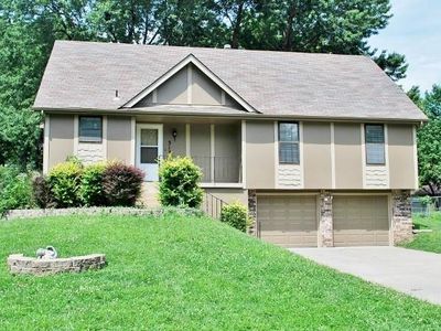 313 SE Alice St, Blue Springs, MO, 64014