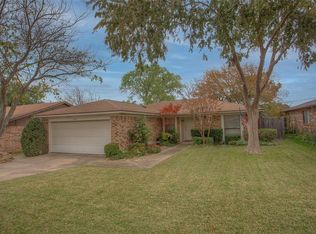 7025 Woodmoor Rd, Fort Worth, TX 76133