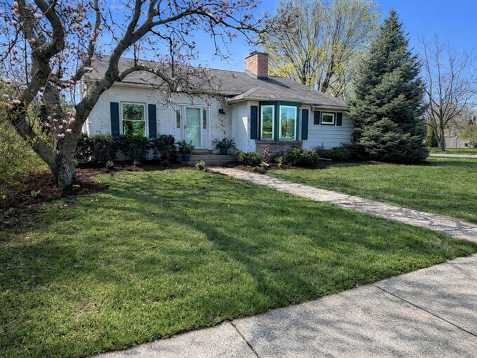 1st image of 108 Beverly Pl