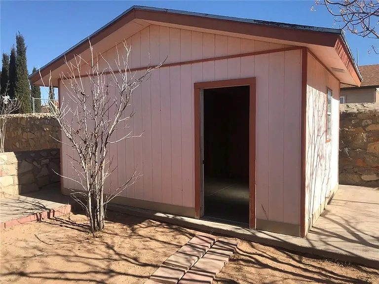 12489 Tierra Bella Dr — Photo 20