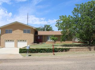 739 N Dallas Ave, Tulia, TX 79088