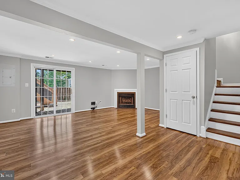 6453 Linleigh Way — Photo 24