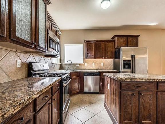 5th image of 12765 Destiny Ave