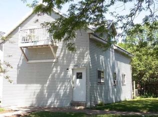 929 Adams St, La Crosse, WI 54601