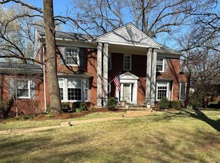 7 Highgate Rd, Saint Louis, MO 63132