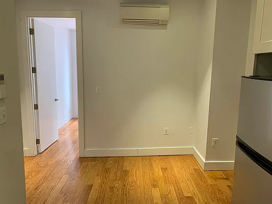 Rented by Yup Realty LLC | media 28