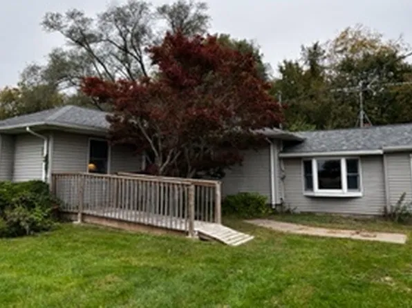25201 124th Ave W, Illinois City, IL 61259