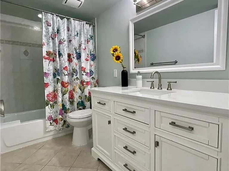 8921 NW 28th Dr #64-D — Photo 8