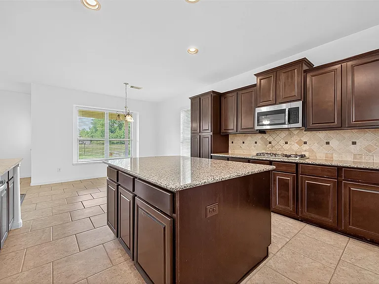 83 W Wading Pond Cir — Photo 21