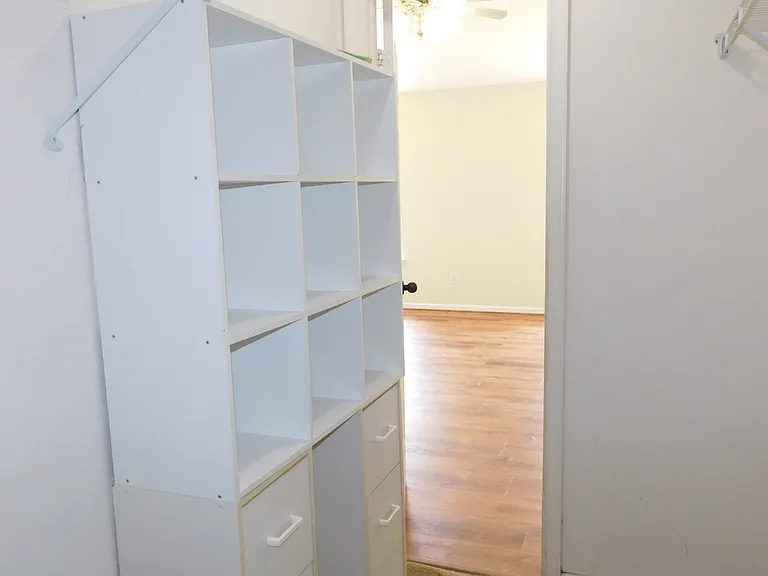 7559 Hughart St — Photo 4
