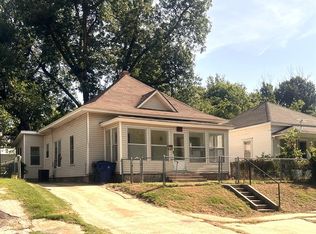 1112 W Dakota Ave, Chickasha, OK 73018